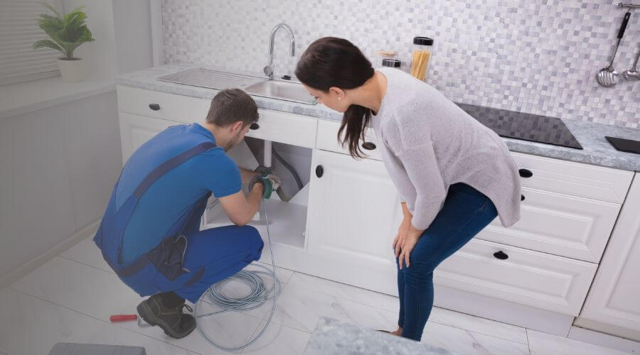 Local water heater installation in Dickinson, ND